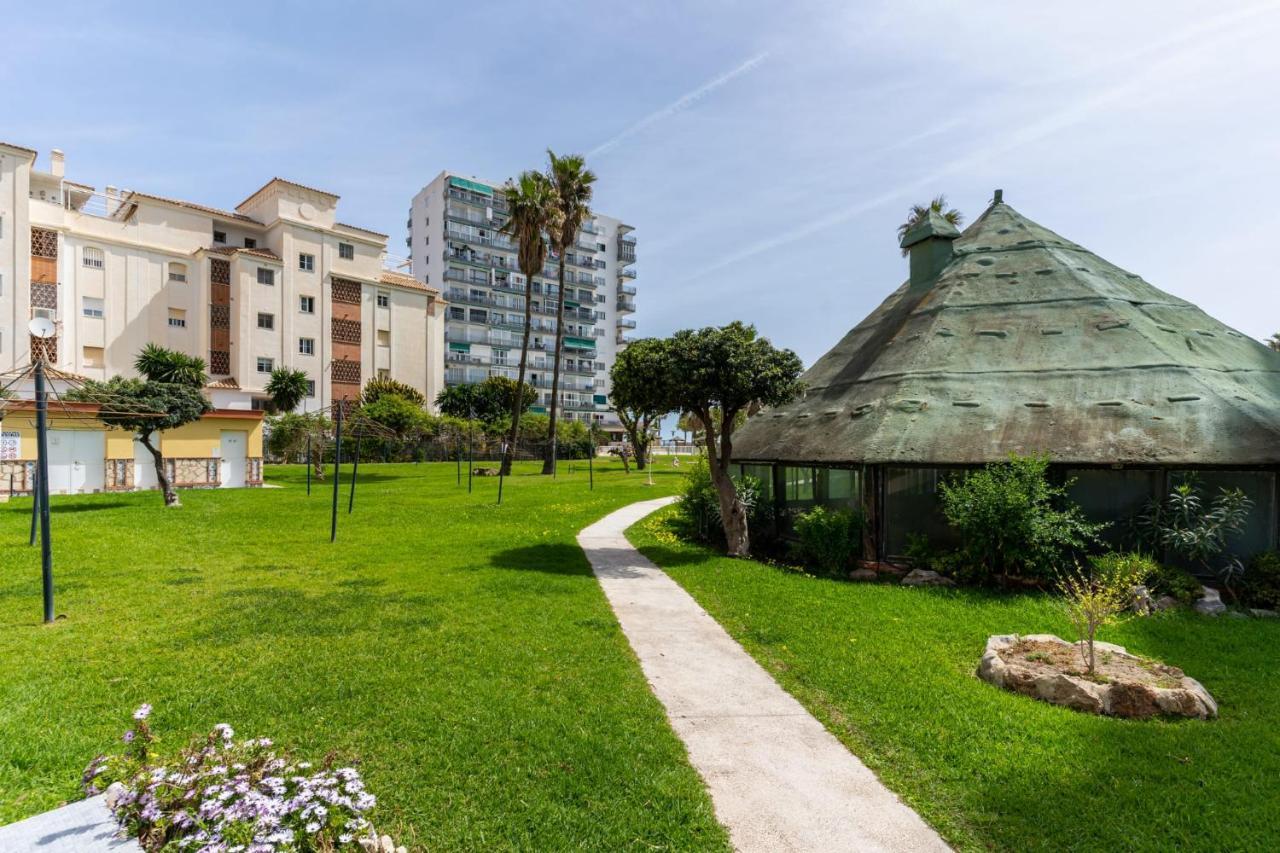 Apartamento Mi Casa De La Playa -Estudio Frente Al Mar- Benalmádena Exterior foto